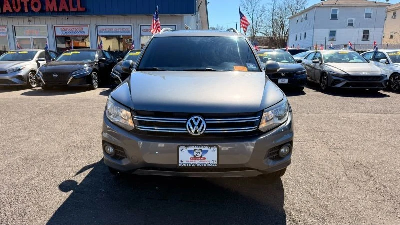 2012 Volkswagen Tiguan - Image 3 of 12