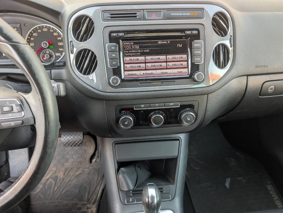 2012 Volkswagen Tiguan - Image 16 of 16