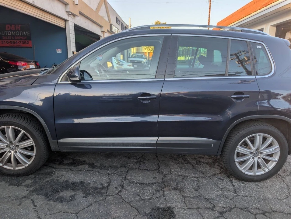 2012 Volkswagen Tiguan - Image 3 of 16