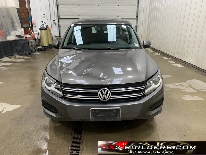 2012 Volkswagen Tiguan - Image 2 of 12
