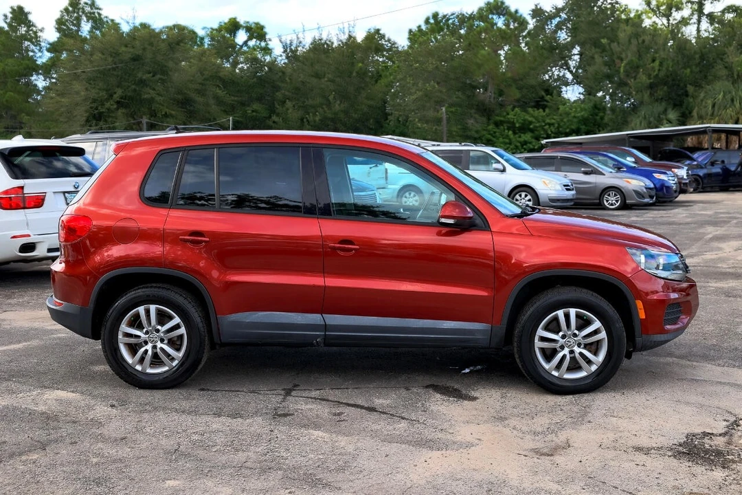2012 Volkswagen Tiguan - Image 13 of 21
