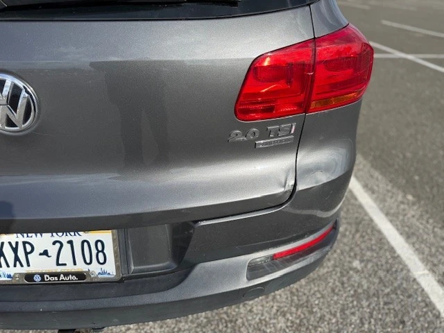 2012 Volkswagen Tiguan - Image 12 of 20