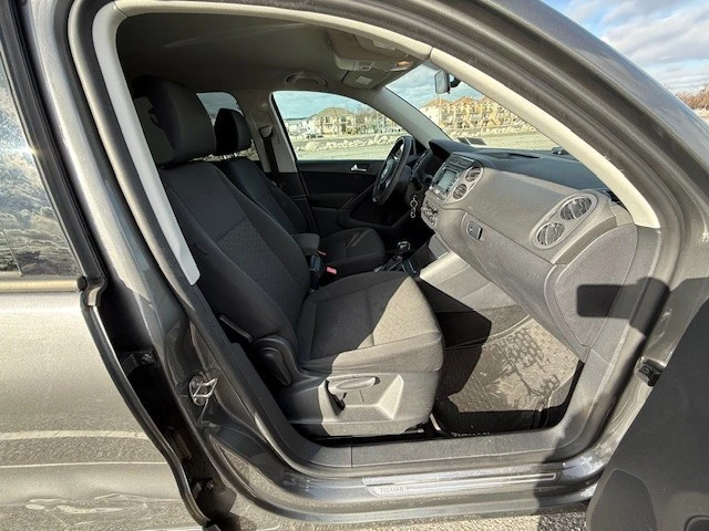 2012 Volkswagen Tiguan - Image 15 of 20