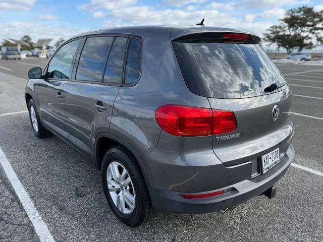 2012 Volkswagen Tiguan - Image 5 of 20