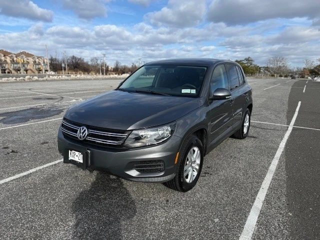 2012 Volkswagen Tiguan - Image 2 of 20