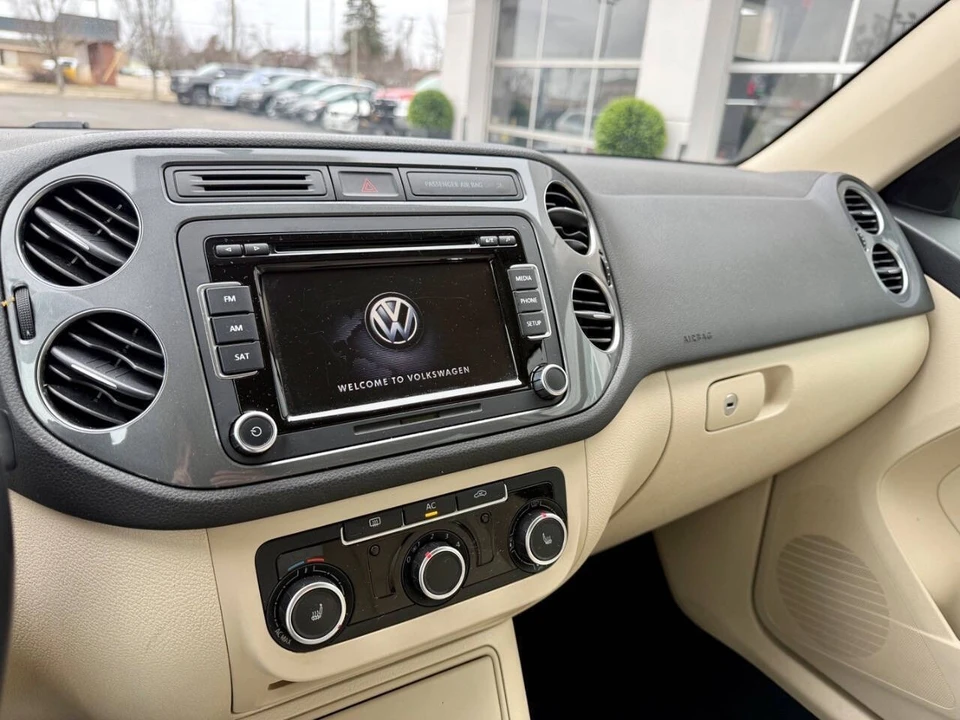 2012 Volkswagen Tiguan - Image 17 of 20