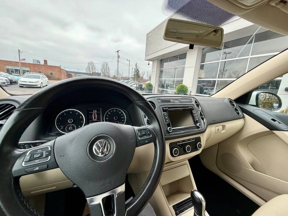 2012 Volkswagen Tiguan - Image 15 of 20