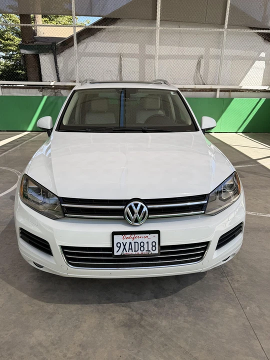 2012 Volkswagen Touareg - Image 22 of 31