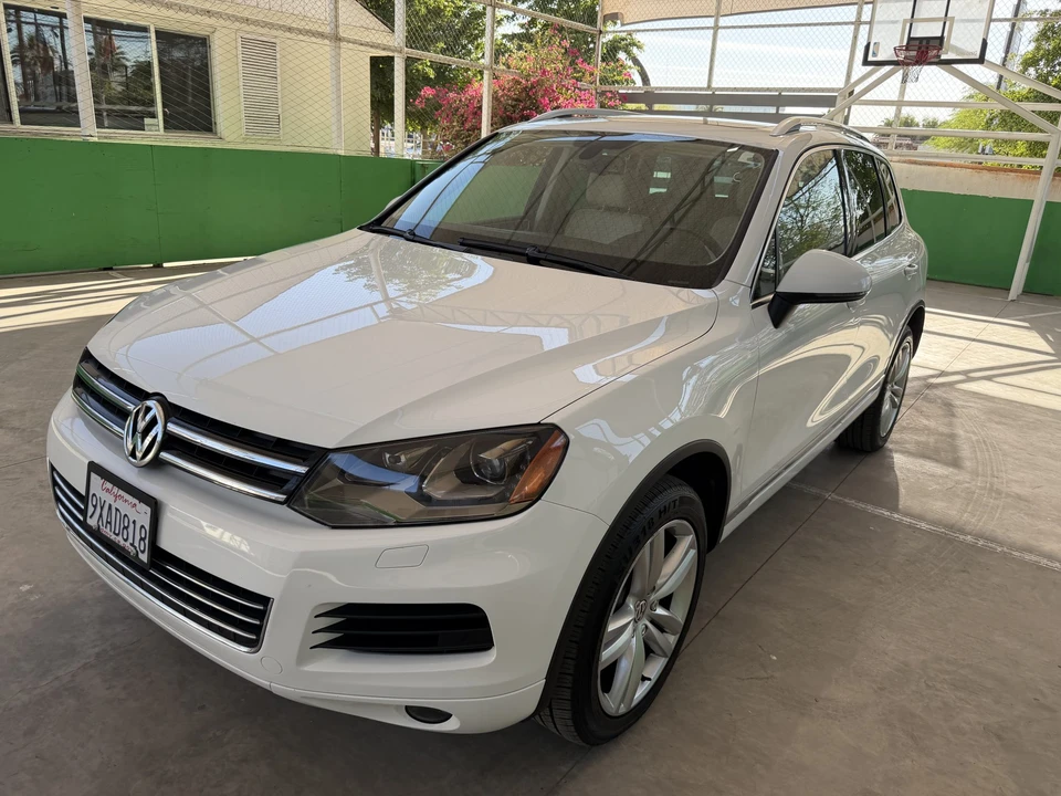 2012 Volkswagen Touareg - Image 4 of 31