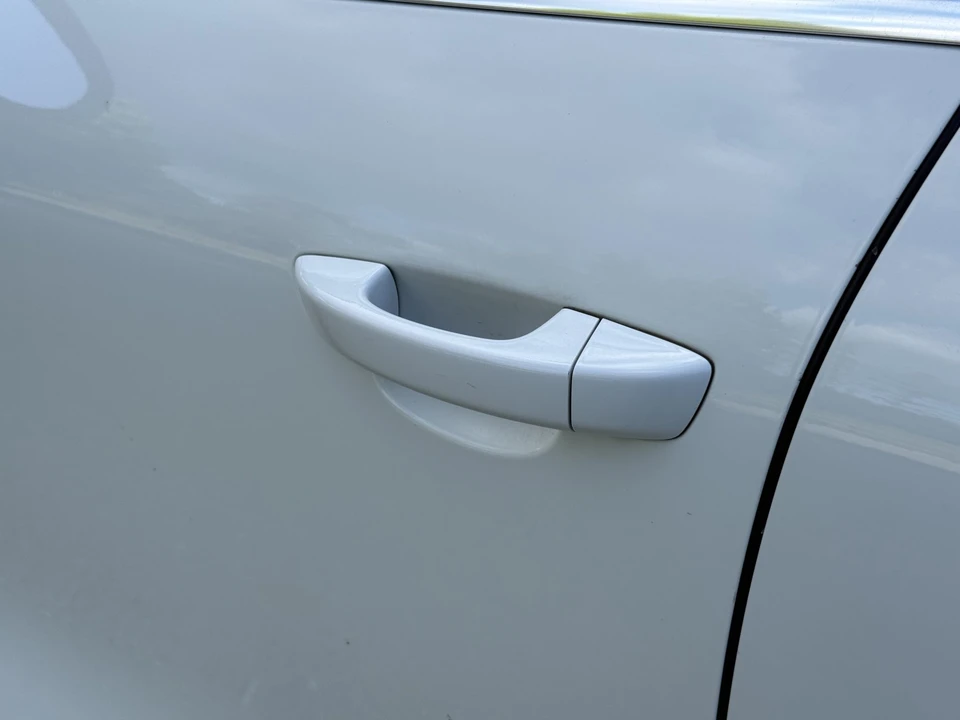 2012 Volkswagen Touareg - Image 30 of 31