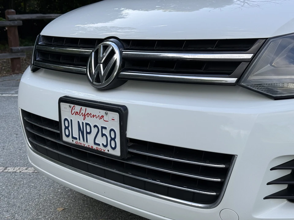 2012 Volkswagen Touareg - Image 24 of 31