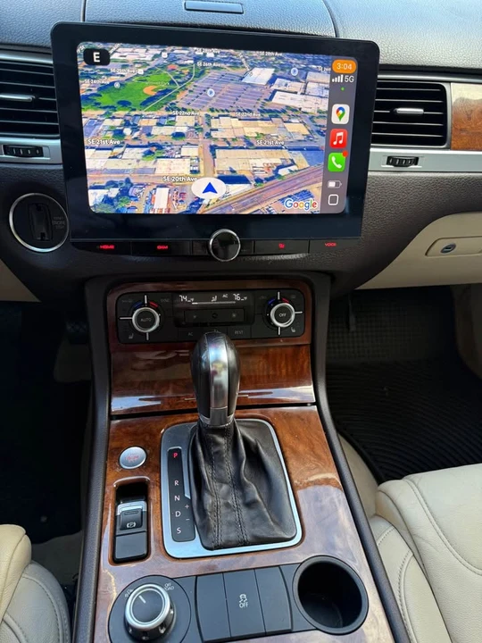 2012 Volkswagen Touareg - Image 14 of 15