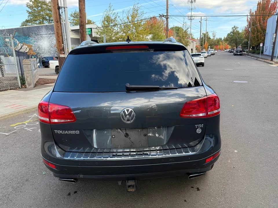 2012 Volkswagen Touareg - Image 4 of 15