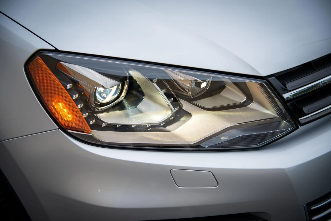 2012 Volkswagen Touareg - Image 11 of 31