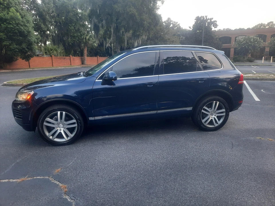 2012 Volkswagen Touareg - Image 19 of 31