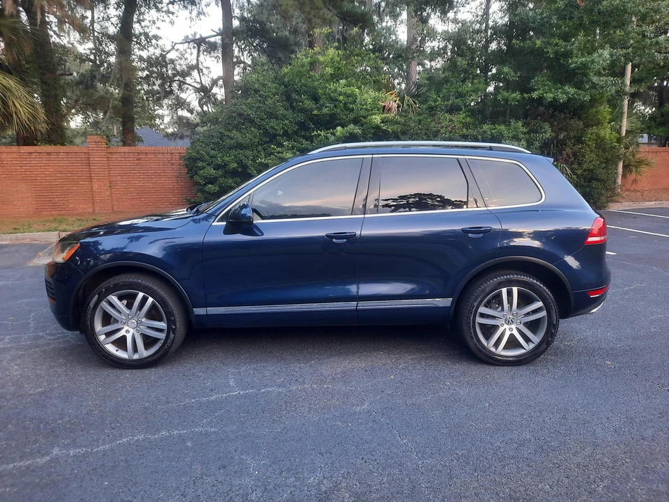 2012 Volkswagen Touareg - Image 21 of 31