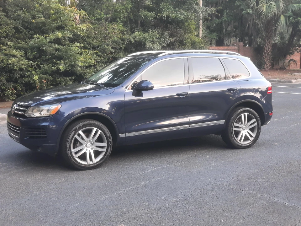 2012 Volkswagen Touareg - Image 17 of 31