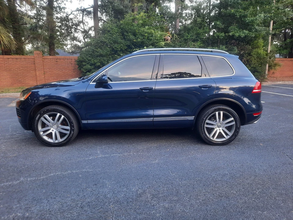 2012 Volkswagen Touareg - Image 22 of 31