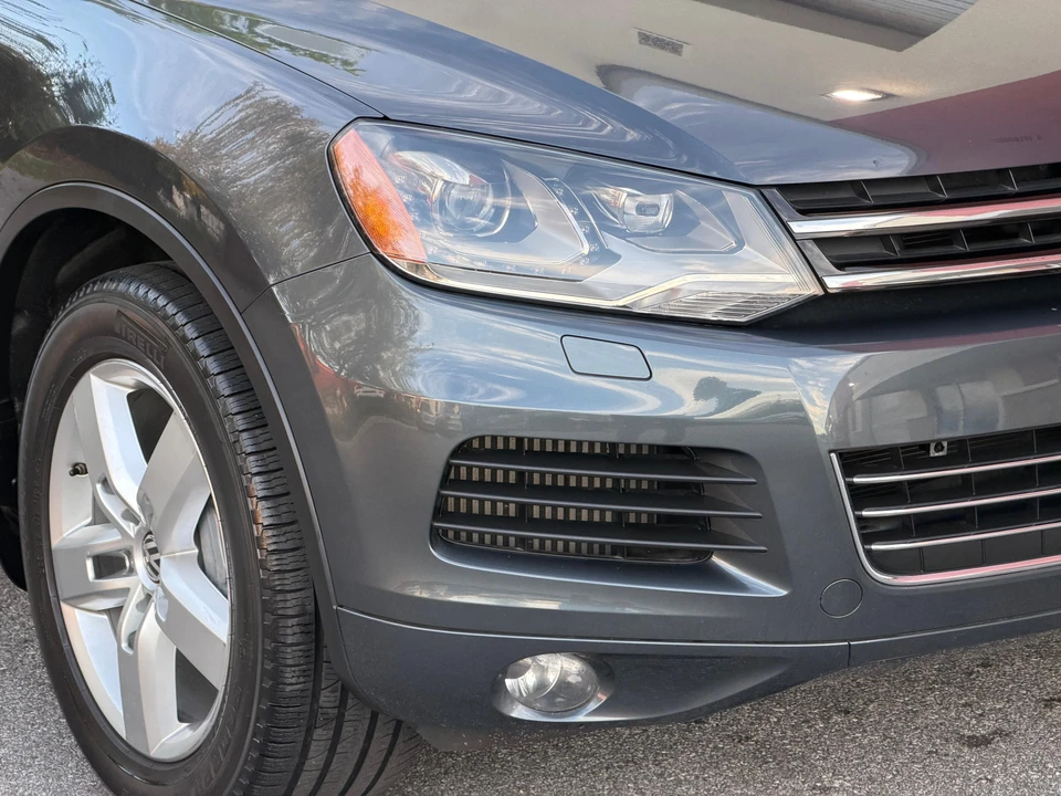 2012 Volkswagen Touareg - Image 20 of 31