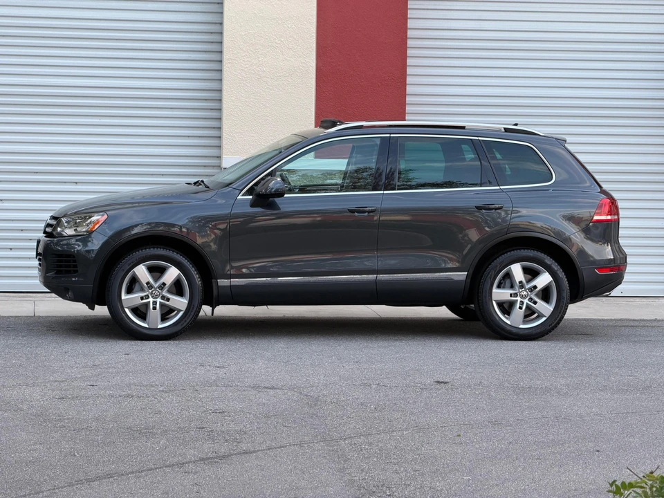 2012 Volkswagen Touareg - Image 9 of 31