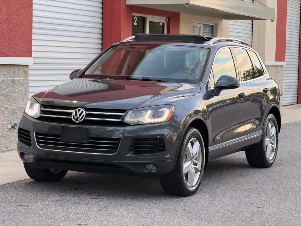 2012 Volkswagen Touareg - Image 6 of 31