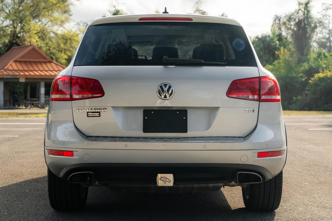 2012 Volkswagen Touareg - Image 5 of 31