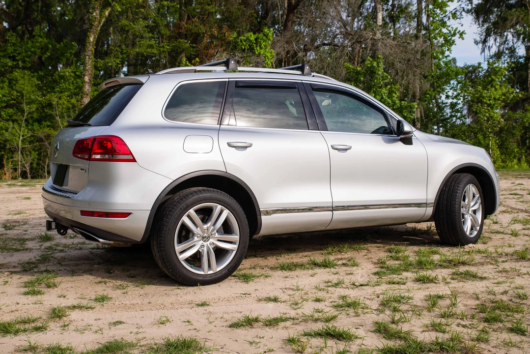 2012 Volkswagen Touareg - Image 28 of 31