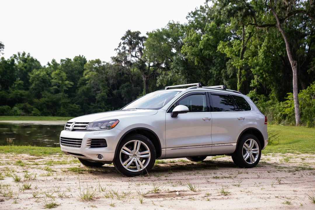 2012 Volkswagen Touareg - Image 12 of 31
