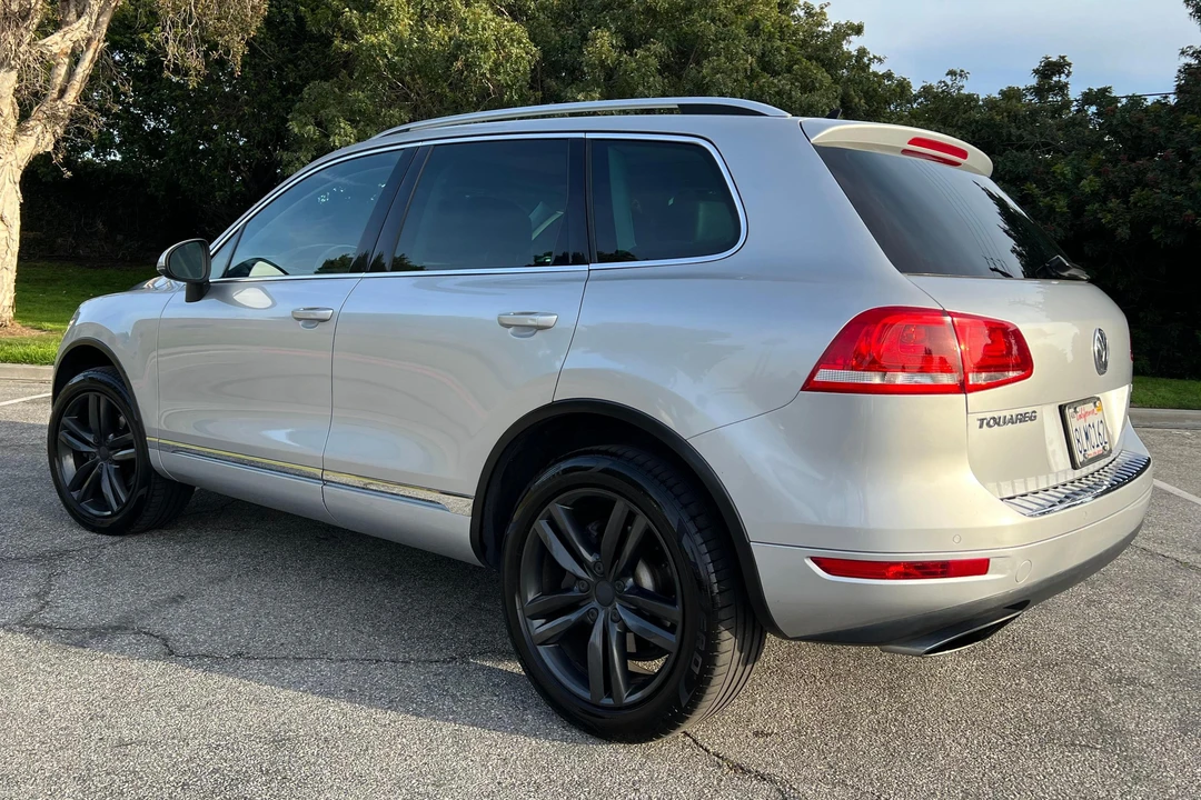 2012 Volkswagen Touareg - Image 4 of 31