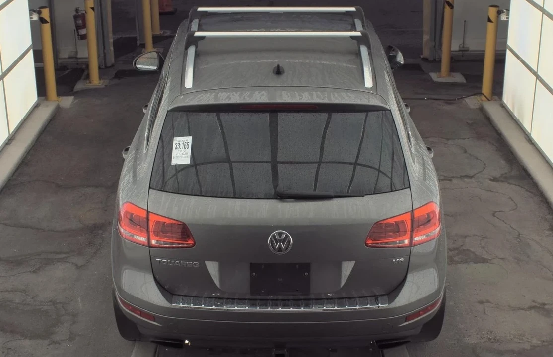 2012 Volkswagen Touareg - Image 4 of 12