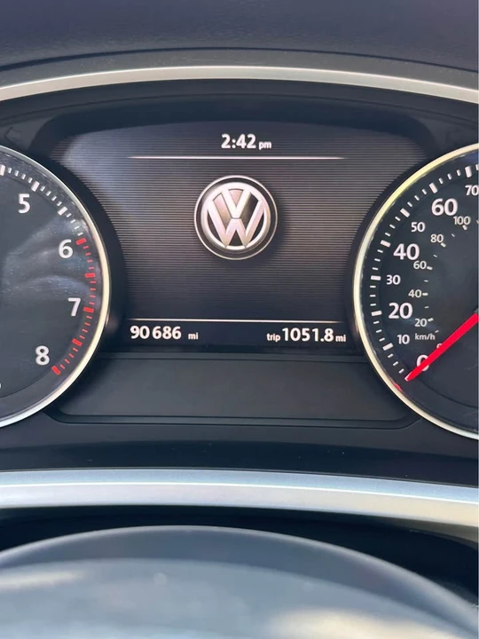 2012 Volkswagen Touareg - Image 17 of 20