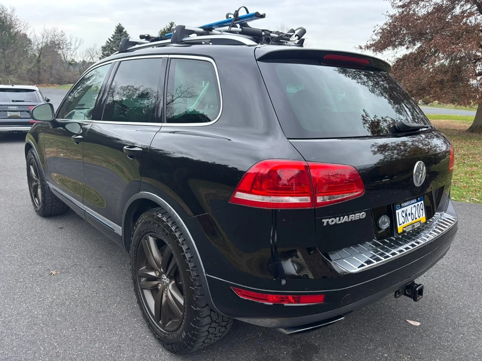 2012 Volkswagen Touareg - Image 5 of 17