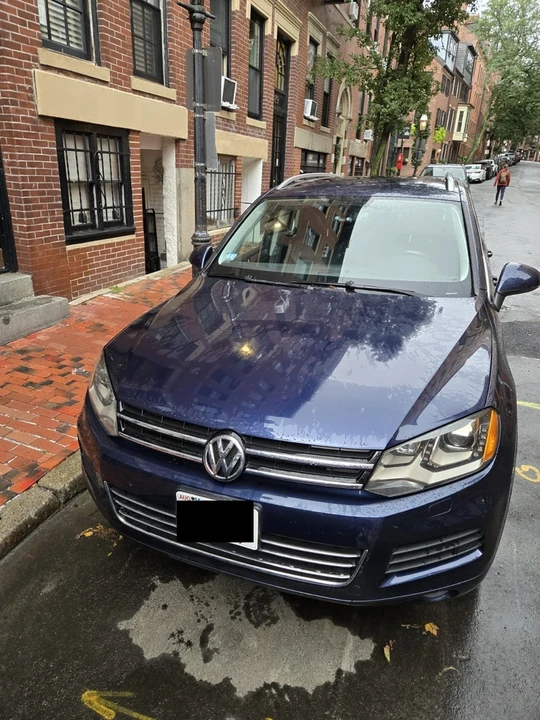 2012 Volkswagen Touareg - Image 5 of 15