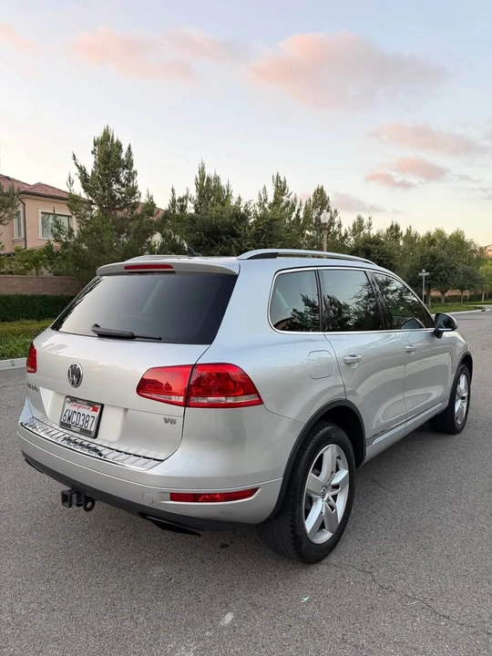 2012 Volkswagen Touareg - Image 3 of 16