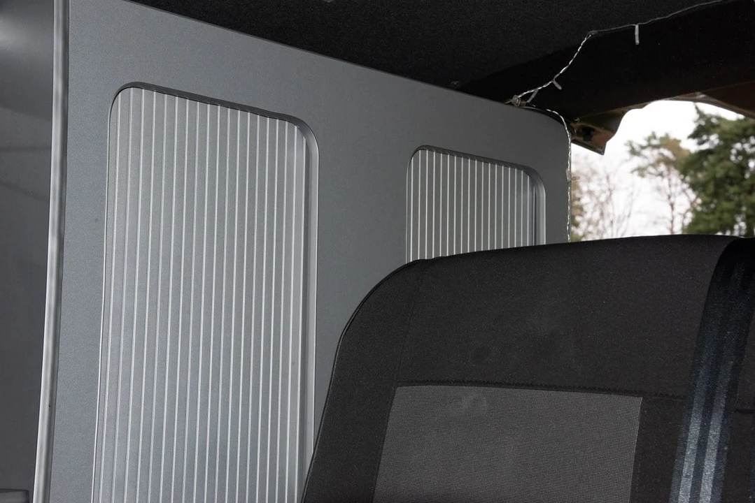 2012 Volkswagen EuroVan - Image 30 of 30