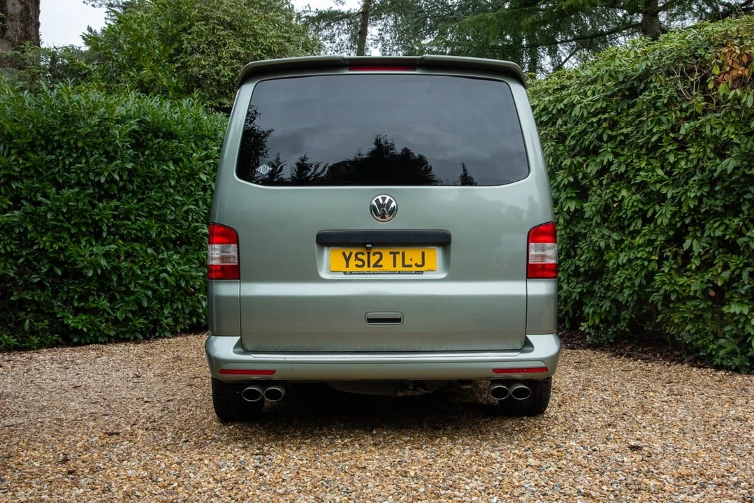 2012 Volkswagen EuroVan - Image 10 of 30