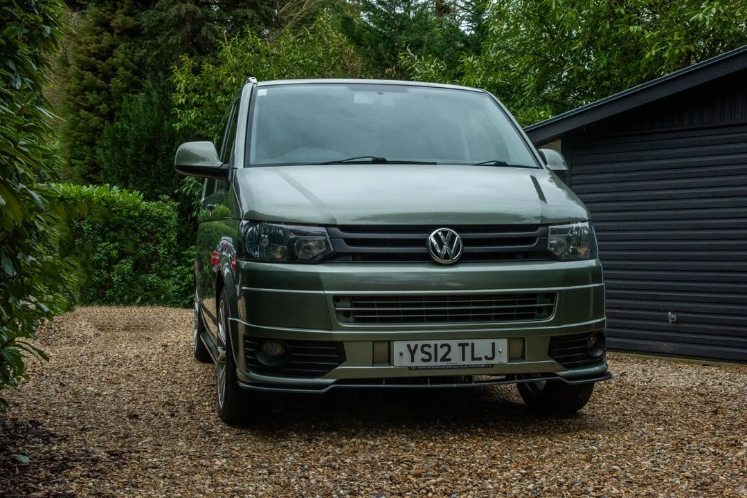 2012 Volkswagen EuroVan - Image 2 of 30