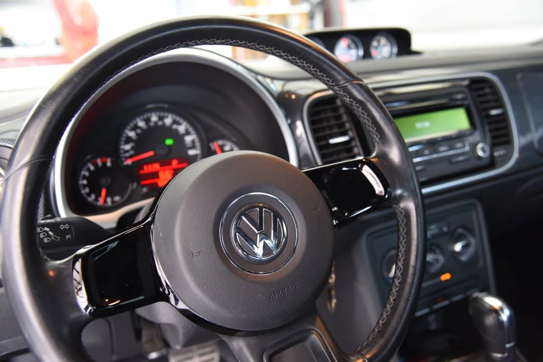 2012 Volkswagen A5 Beetle - Image 18 of 23