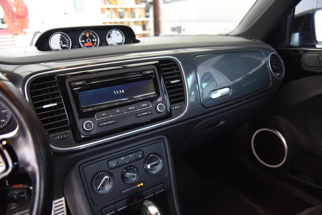 2012 Volkswagen A5 Beetle - Image 19 of 23