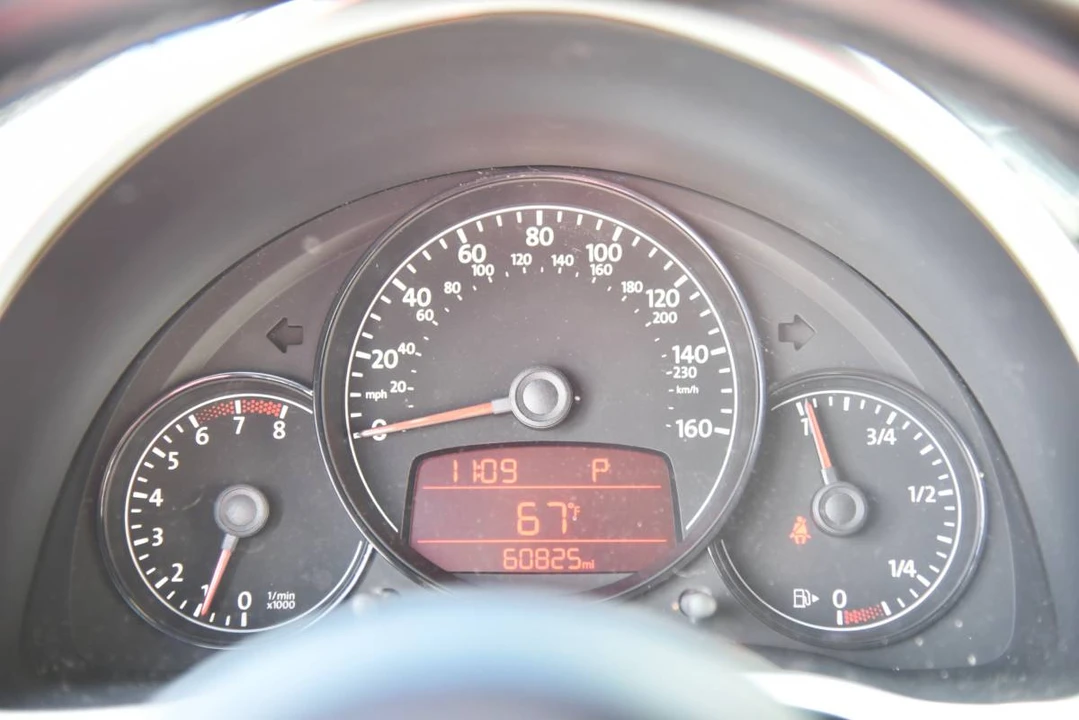 2012 Volkswagen A5 Beetle - Image 21 of 23