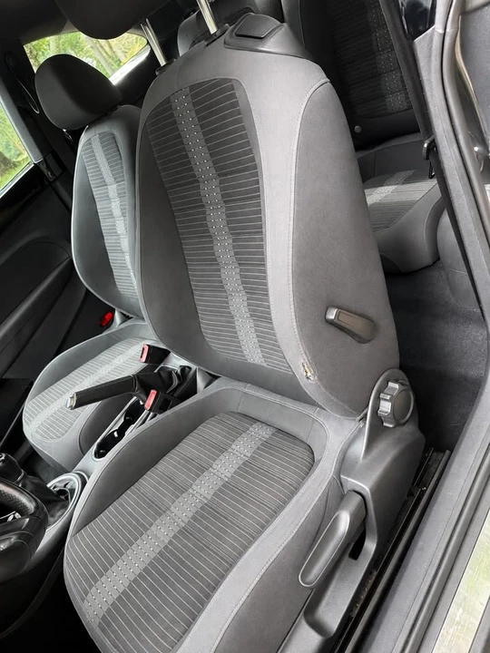 2012 Volkswagen A5 Beetle - Image 9 of 11