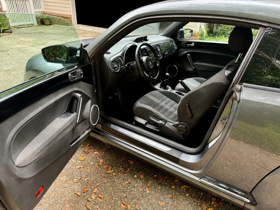 2012 Volkswagen A5 Beetle - Image 11 of 11