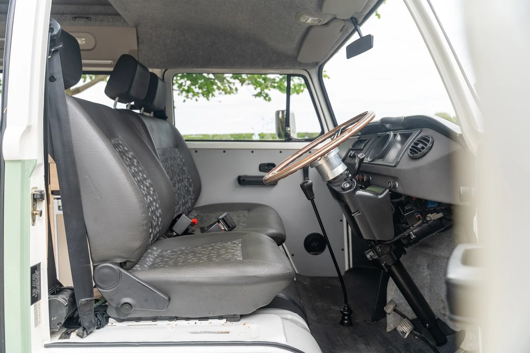 2012 Volkswagen Bay-Window Camper - Image 7 of 30