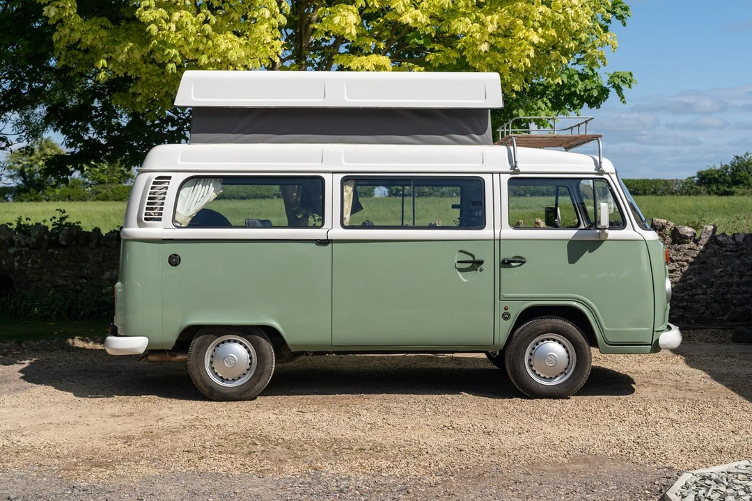 2012 Volkswagen Bay-Window Camper - Image 10 of 30