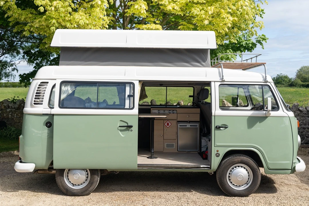 2012 Volkswagen Bay-Window Camper - Image 3 of 30