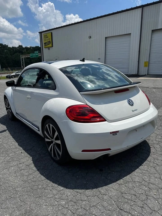 2012 Volkswagen A5 Beetle - Image 6 of 16