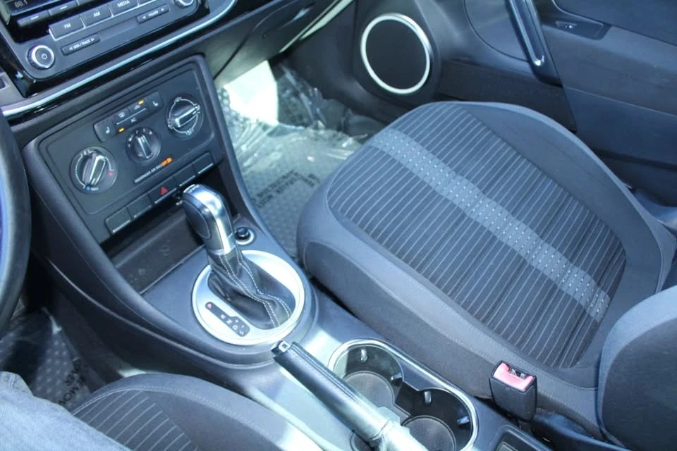2012 Volkswagen A5 Beetle - Image 14 of 20