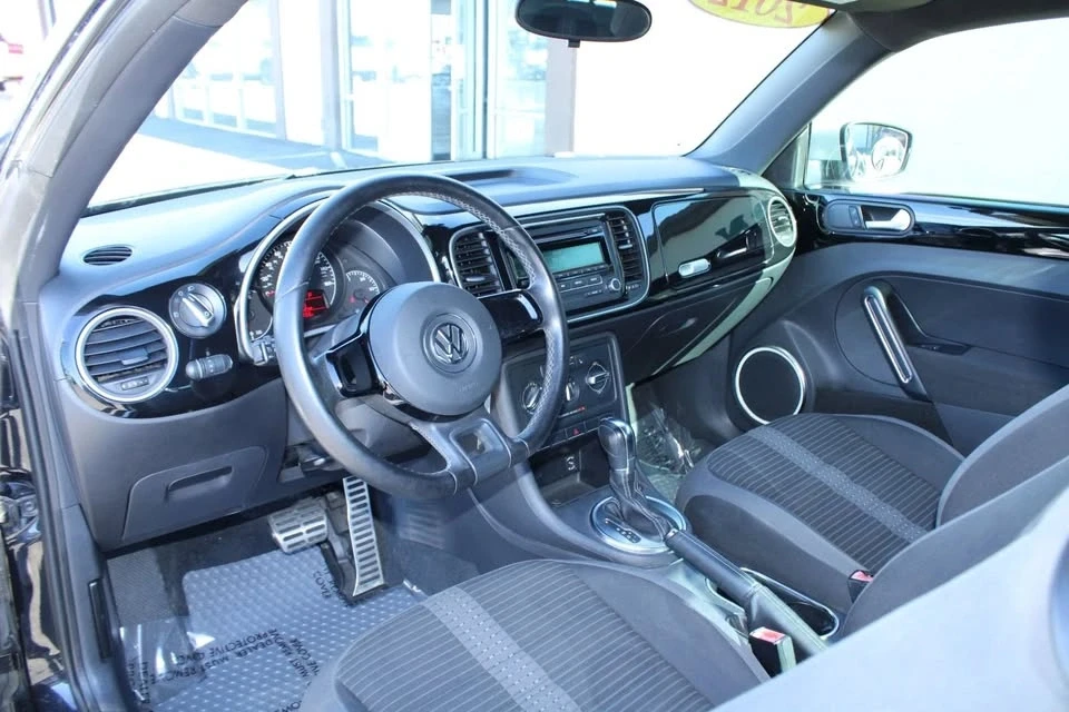 2012 Volkswagen A5 Beetle - Image 9 of 20
