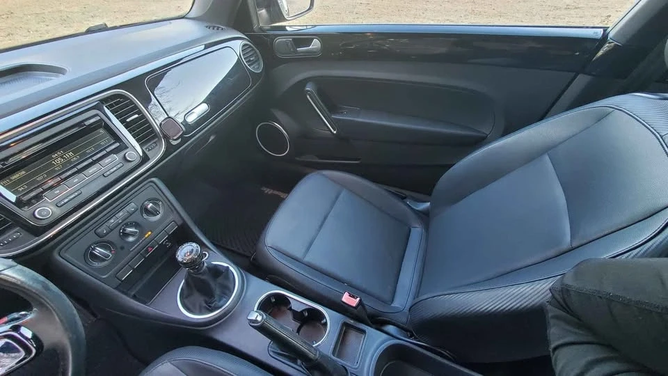 2012 Volkswagen A5 Beetle - Image 13 of 19