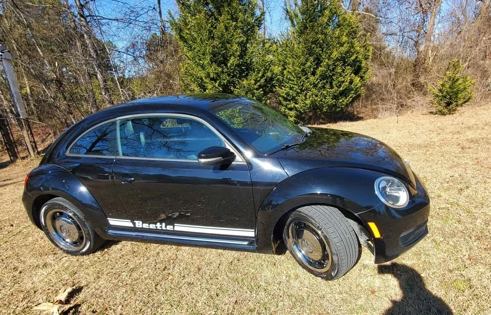 2012 Volkswagen A5 Beetle - Image 18 of 19